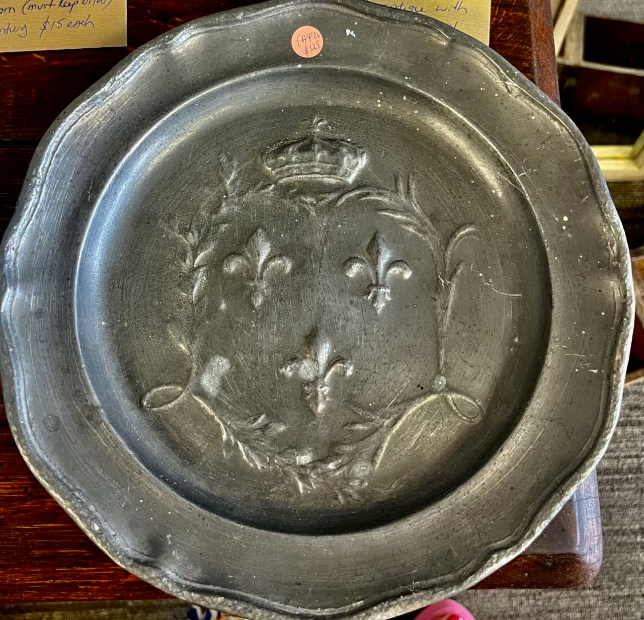 fa4124 Antique French 18th century Pewter plate with fleur de lis coat of arms.