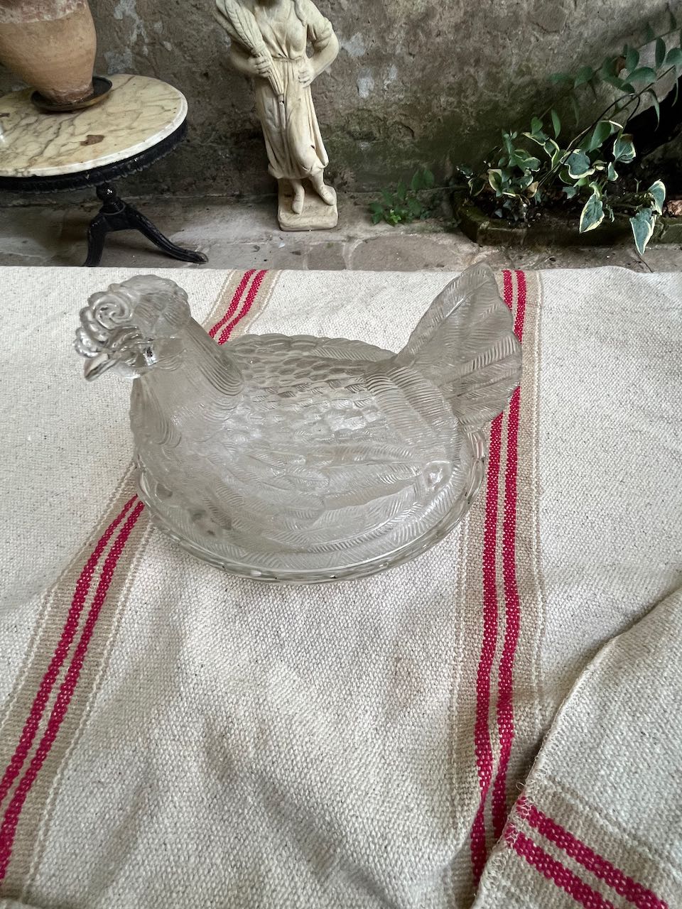 fa4321 vintage French chicken tureen top