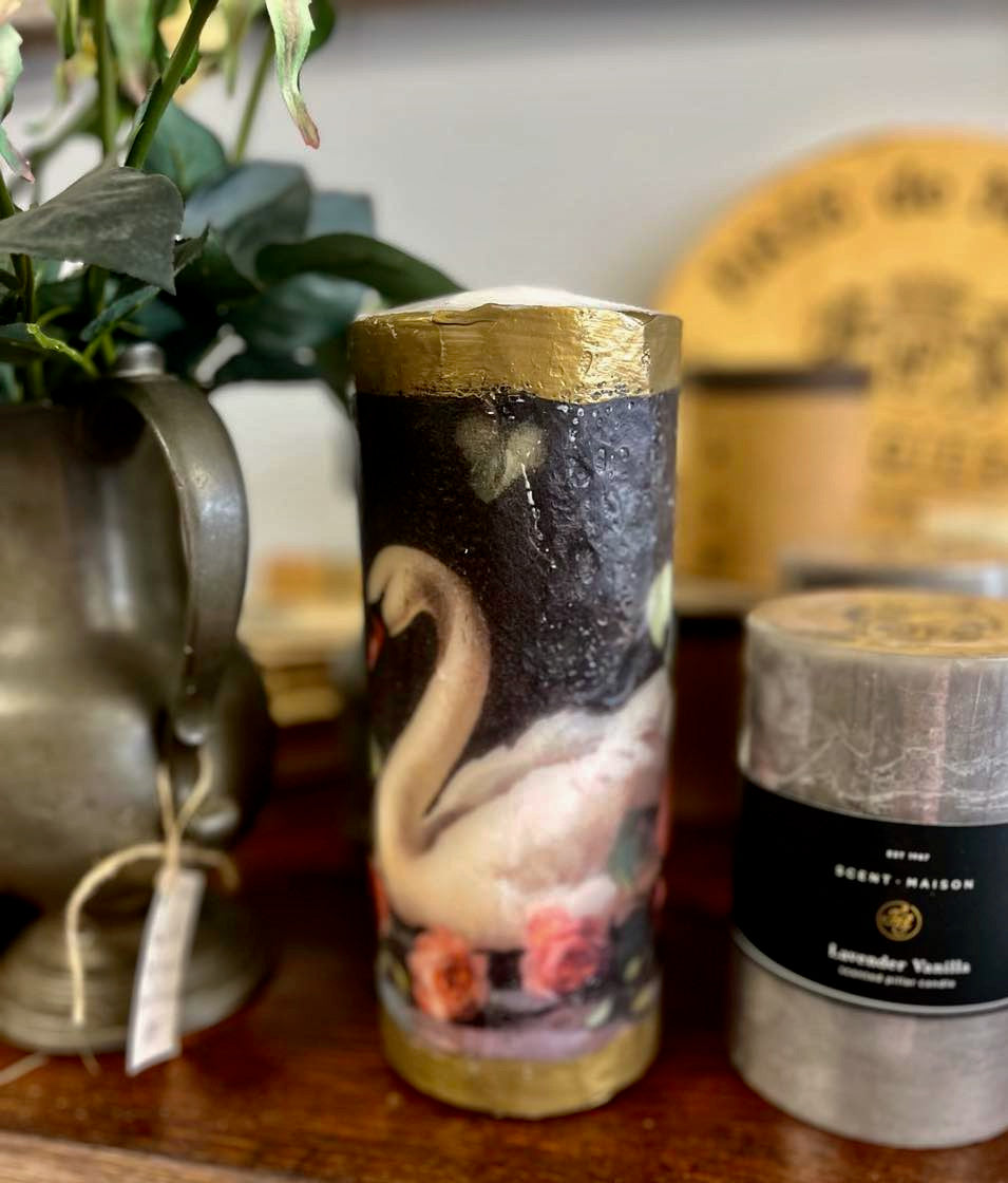 T14 Large Candle with a beautiful wax image of a Swan surrounded by roses