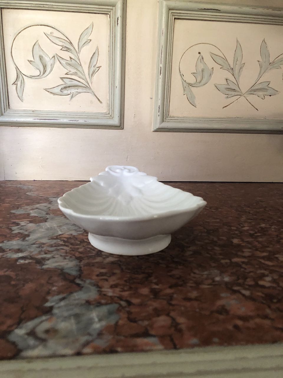 fa3040 French Antique  porcelain soap dish, have 3