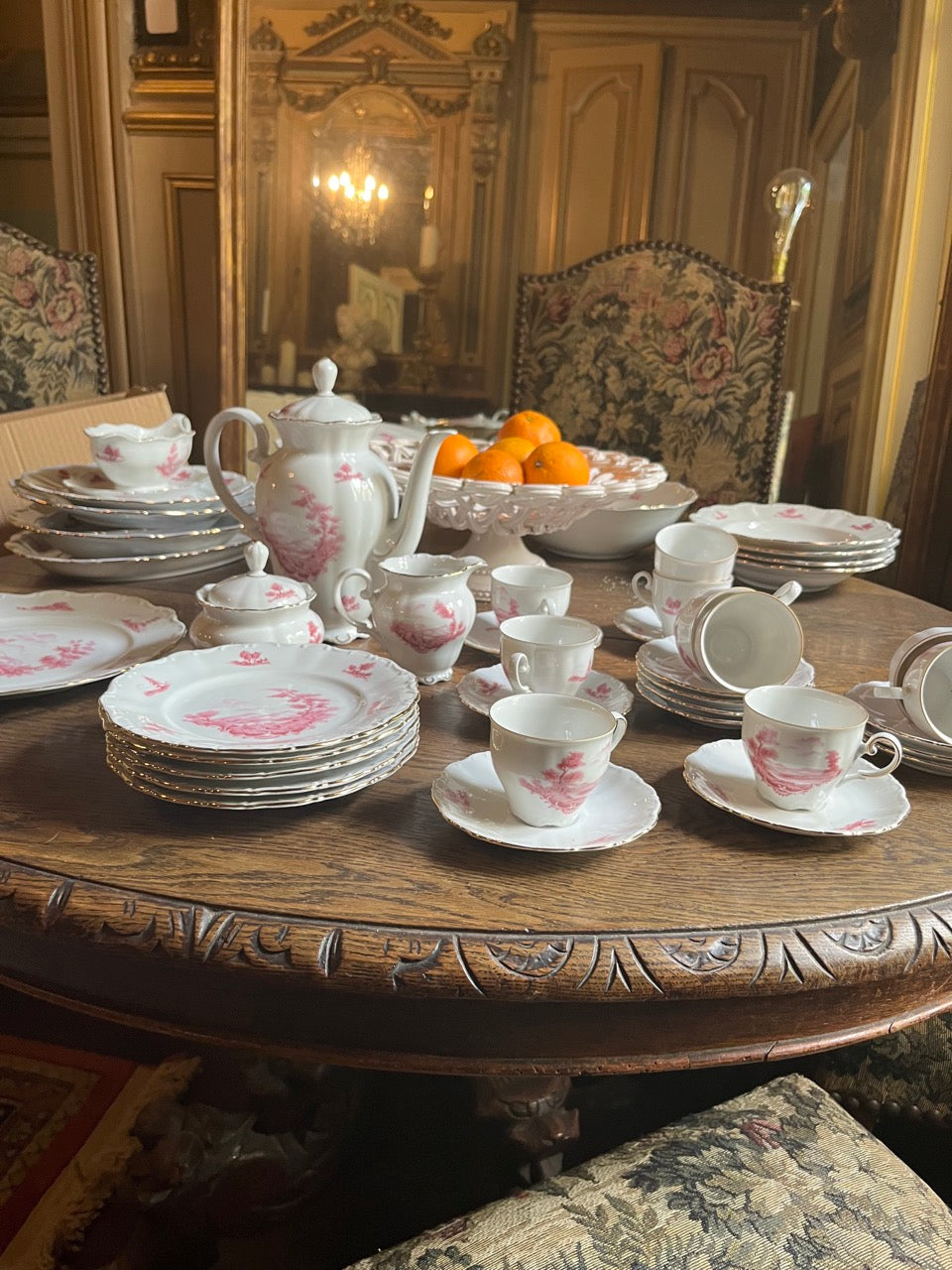 fa3530 White tea/coffee pot, sugar and milk jug  with a pink toile style scene